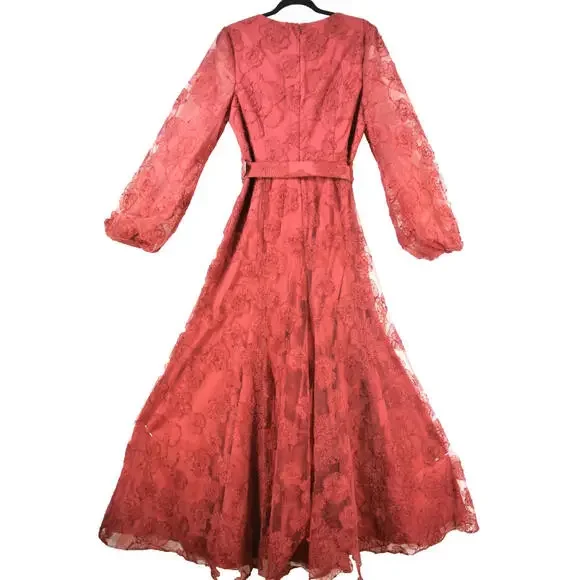 New, Badgley Mischka Belted Embroidered Tulle Gown in Burgundy Size 12 #LD062